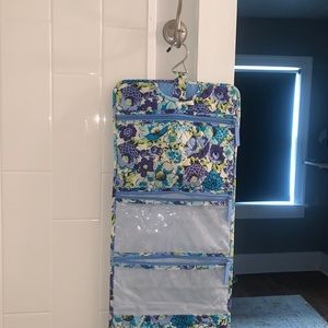 Vera Bradley Hanging travel organizer